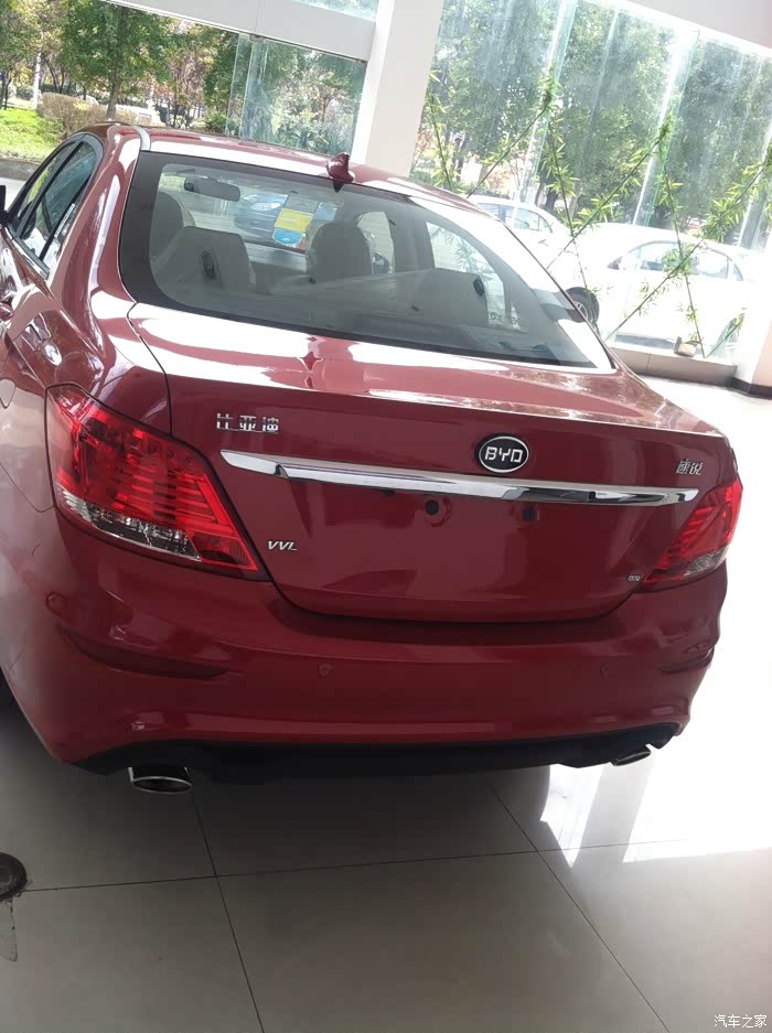 今天提车了红色速锐上牌后再上详细作业