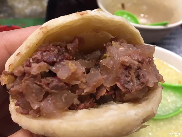 "老汤焖子"也别有一番风味