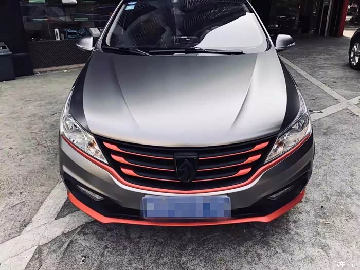 宝骏310贴电光灰膜效果不错