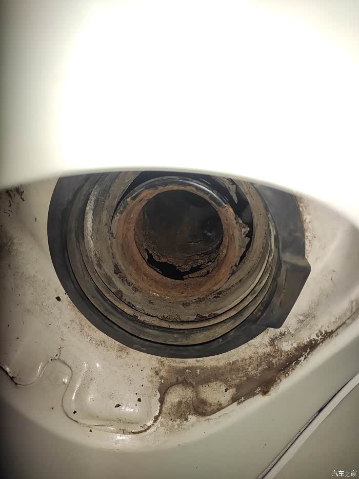 【图】老铁们,加油管自己能换不?_比亚迪f0论坛_汽车之家论坛