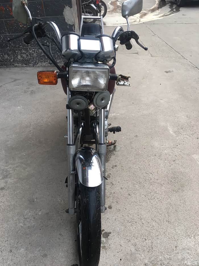 晒晒俺的最新收藏1984年的本田cbx125