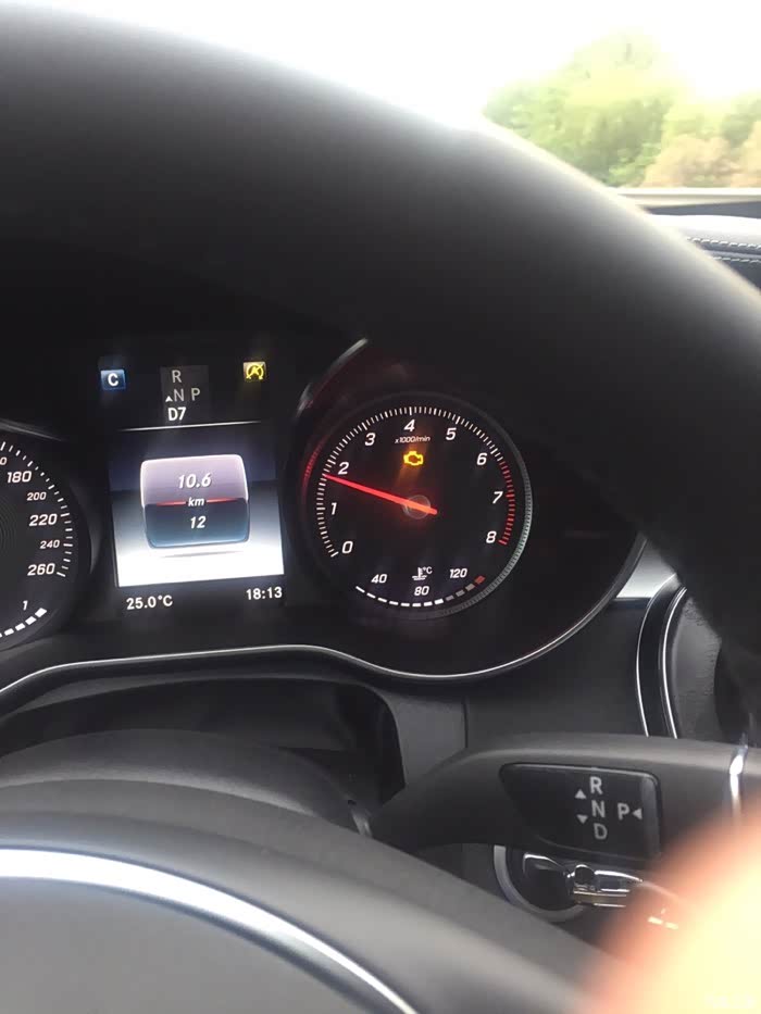 刚提的奔驰c180上高速发动机故障灯亮