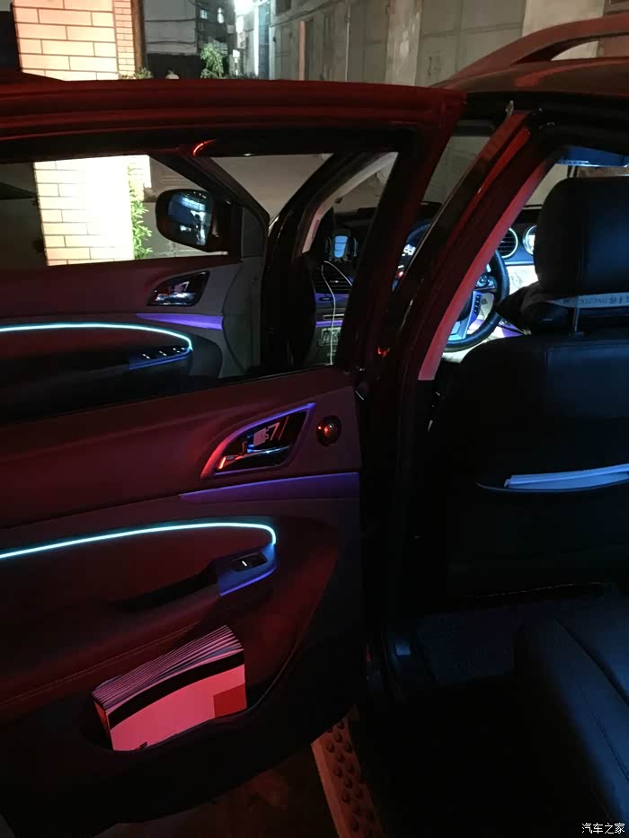 加装车门氛围灯小打小闹不喜勿喷