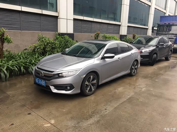 坐等十代思域圣辉银,这个颜色怎么样,老铁们图片甩上来.