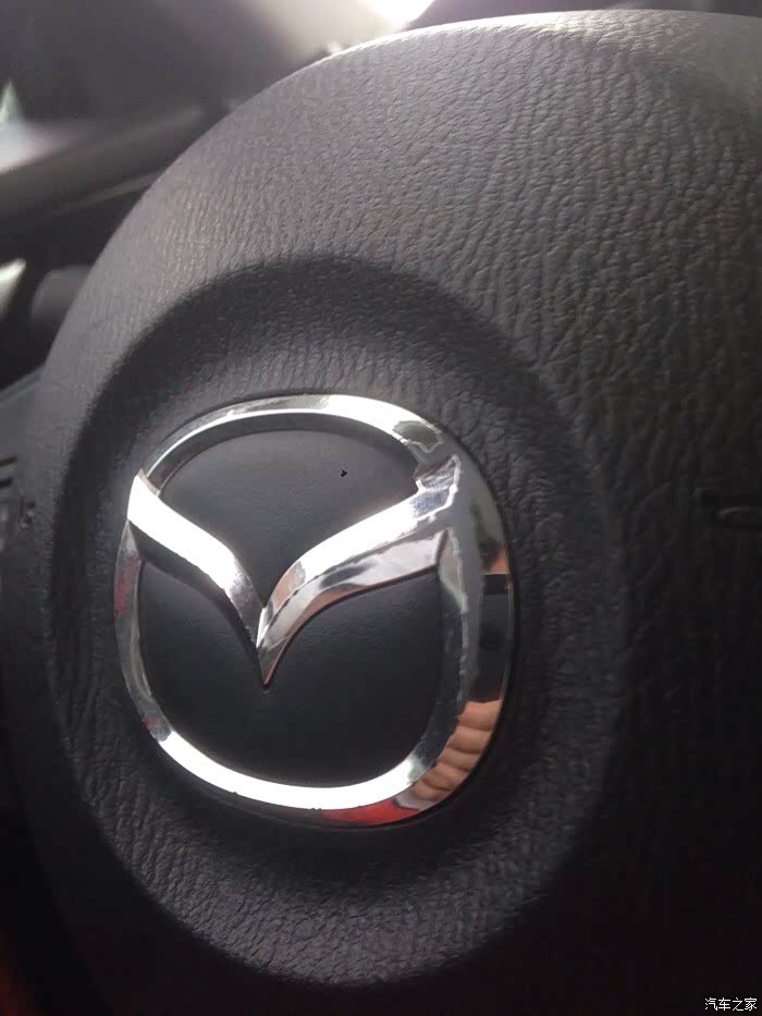 【图】车标掉色啦_马自达3 昂克赛拉论坛_汽车之家论坛