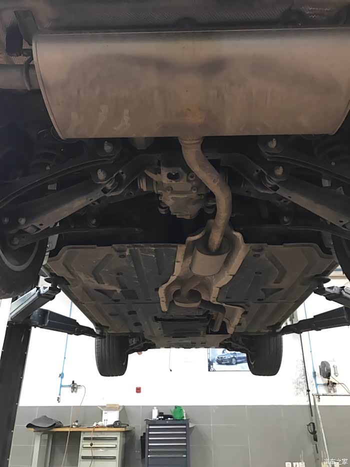 大家有没有仔细看过x4底盘