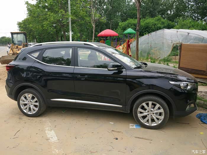 前天刚接的名爵zs手动豪华版,驾车体验