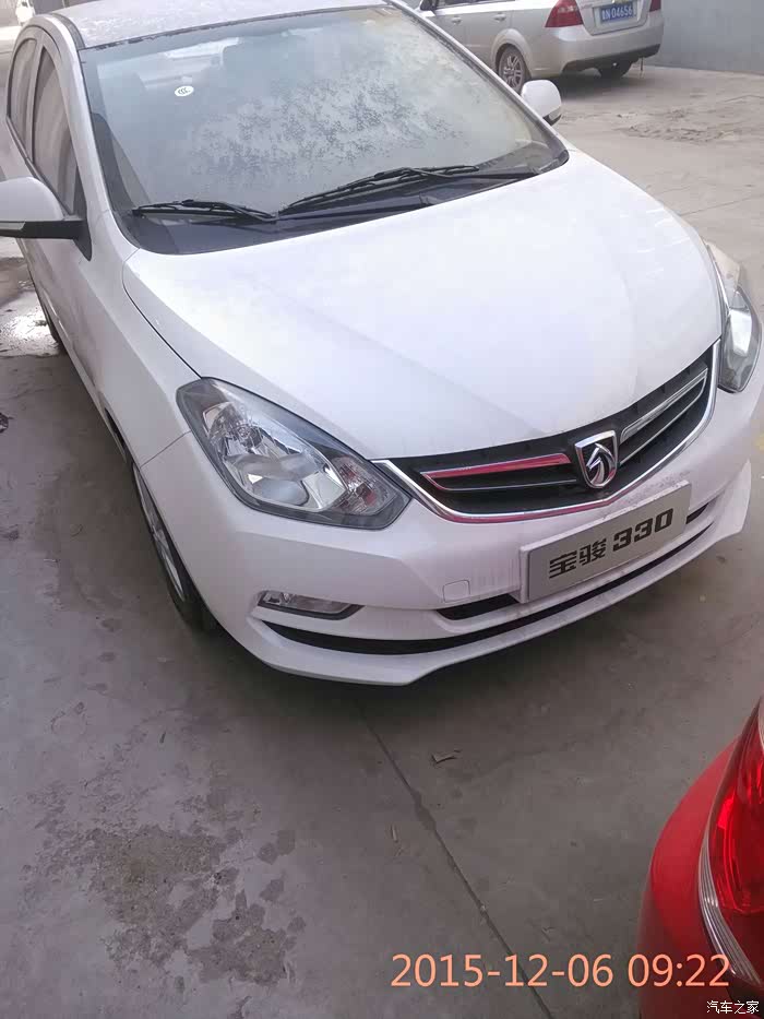 宝骏330实车到店了