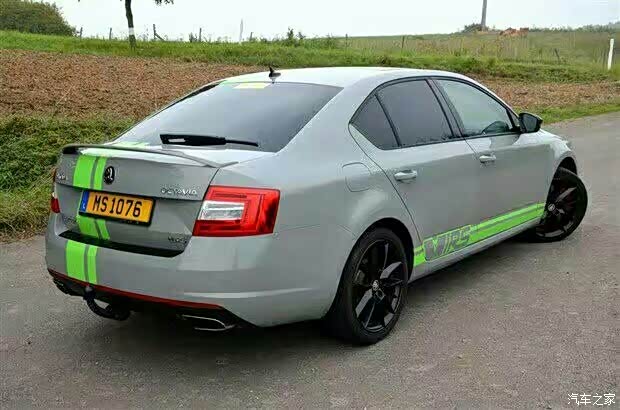 【图】有没有白色明锐的车贴拉花效果照片?_明锐论坛_汽车之家论坛