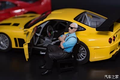 法拉利创史人恩佐人偶