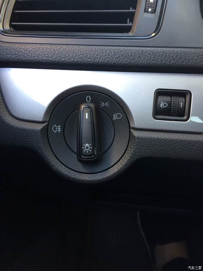 【图】后雾灯怎么开啊_朗逸论坛_汽车之家论坛
