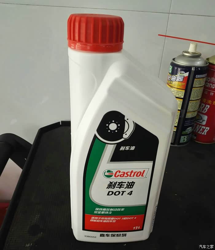 换刹车油的老司机奥迪a3更换刹车油作业贴2014舒适35tfsi