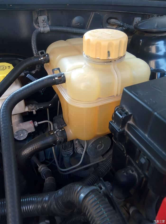 【图】水箱坏了,被扔在了半路,等待救援……_宝骏630论坛_汽车之家