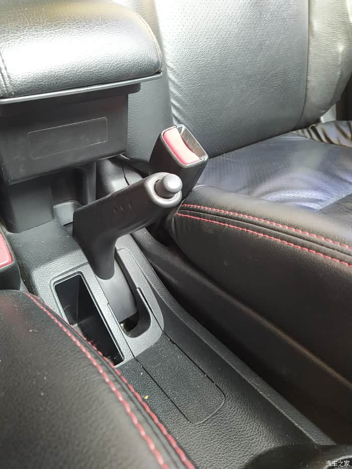 问下大家怎样调手刹