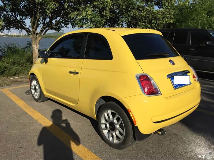 【图】晒一下我老婆的小黄黄_菲亚特500论坛_汽车之家论坛