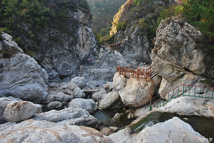 15年國慶節建昌大峽谷花果山冰糖峪長壽山板廠峪之行