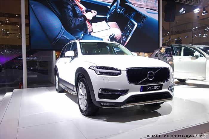 【图】今天郑州车展上的xc90!_沃尔沃xc90论坛_汽车之家论坛