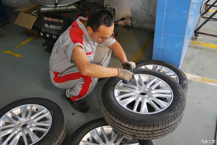 【图】打造超级小白——铝圈轮毂更换纪实_威驰论坛_汽车之家论坛