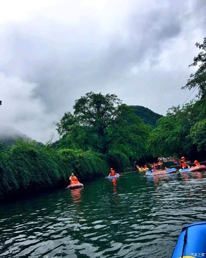 自驾荣威rx5到象山龙溪峡谷漂流玩水