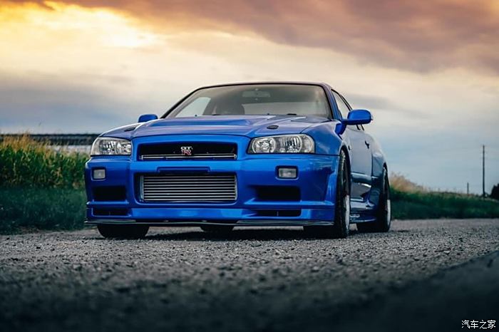 《速度与激情》gtr r34 950hp