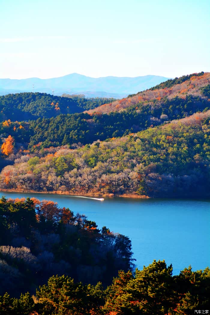 秋水共长天一色抚顺大伙房水库小青岛随拍