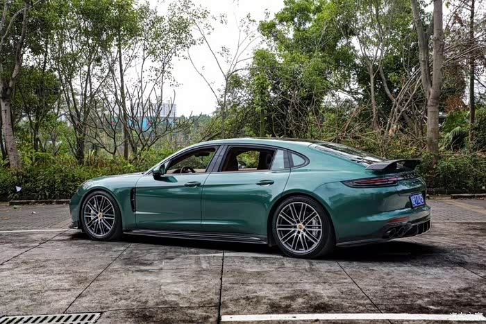 帕拉梅拉改色gt银,曼巴绿