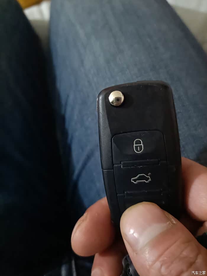 名爵5的钥匙是什么样式的,提前买个钥匙扣
