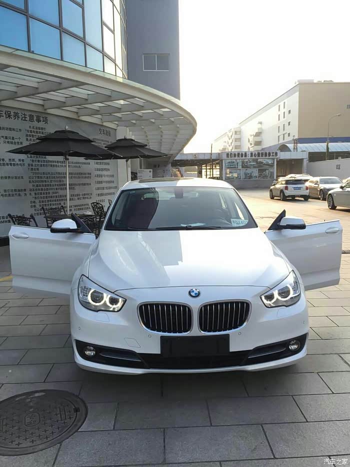 【图】刚提的5gt新车,出自己车上的胎圈_宝马5系论坛_汽车之家论坛