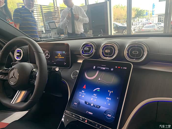 深圳订新奔驰c260l黑外红内