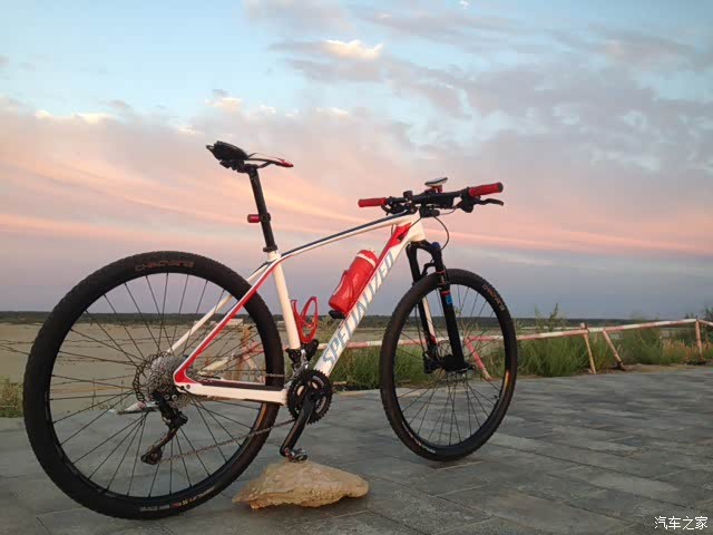 【图】入手闪电stumpjumper 拍点照片冒个泡_自行车论坛_汽车之家论坛