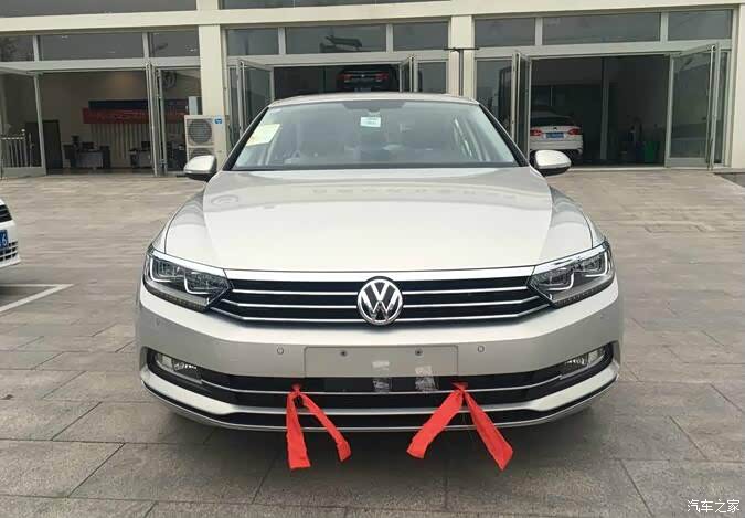 当时颜色纠结了好久,后来还觉得要买个浅金色,年轻人嘛,还要时尚些.