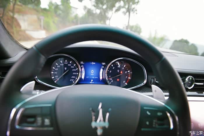 玛莎拉蒂总裁驾驶感受,声浪十足,要优雅有优雅,要暴躁有暴躁