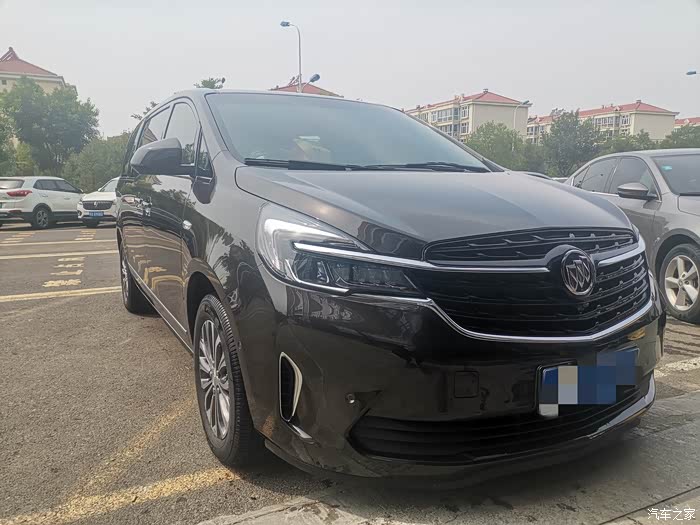 别克gl8牛津棕652t家庭用车之选小改怡情大改伤身