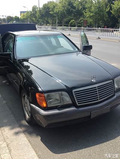 车子还新亮威武霸气 所谓传说中虎头奔     水果4s