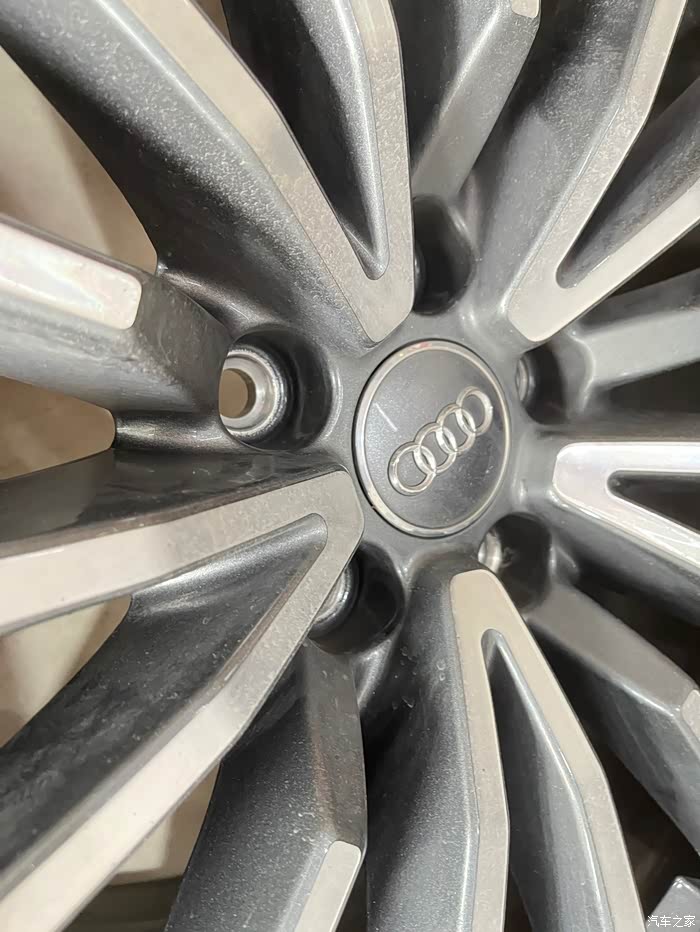 【图】出一套a519寸原厂轮毂_奥迪a5论坛_汽车之家论坛