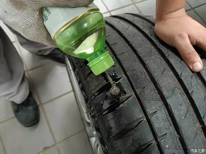 亚洲狮新车主轮胎第一次扎钉补胎经历