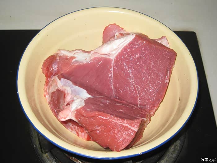 在饭店吃过牛肉面的车友,不妨学着自己动手做一碗牛肉面如何?