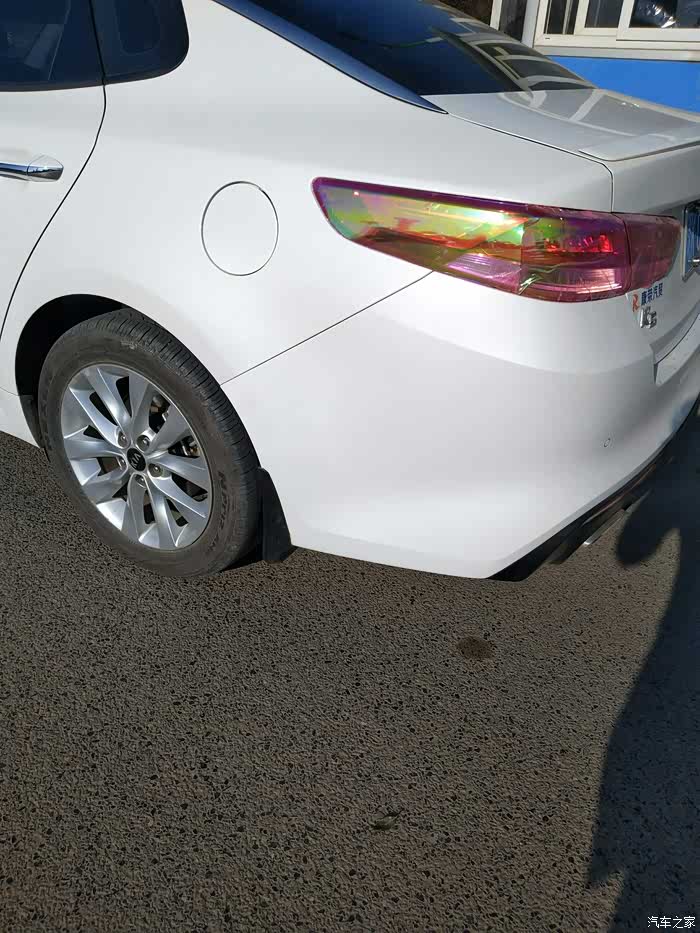 心爱的小白被我刮伤了请各位大神帮我看看补漆要怎么处理