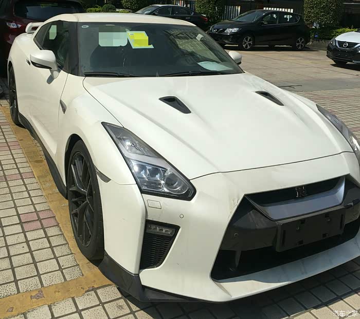 回复: 30 日产gt-r论坛 中规17款全新gtr 旗舰版 楼主 发表于 2017