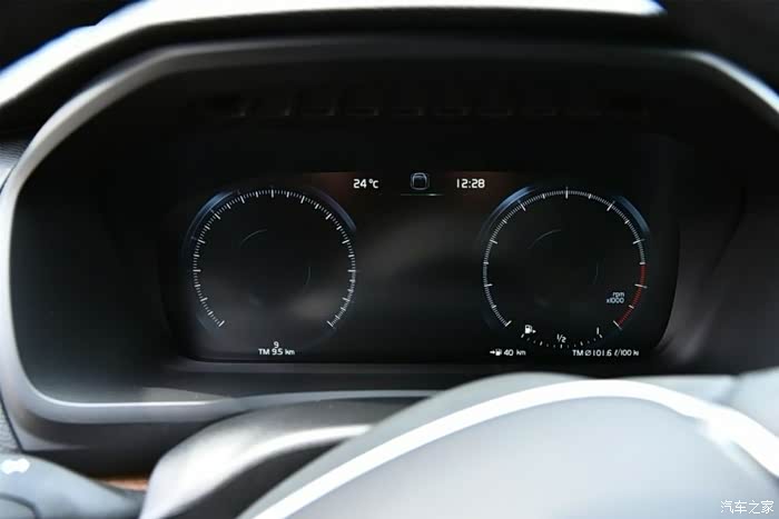 沃尔沃xc90性能真不错,空间又实用