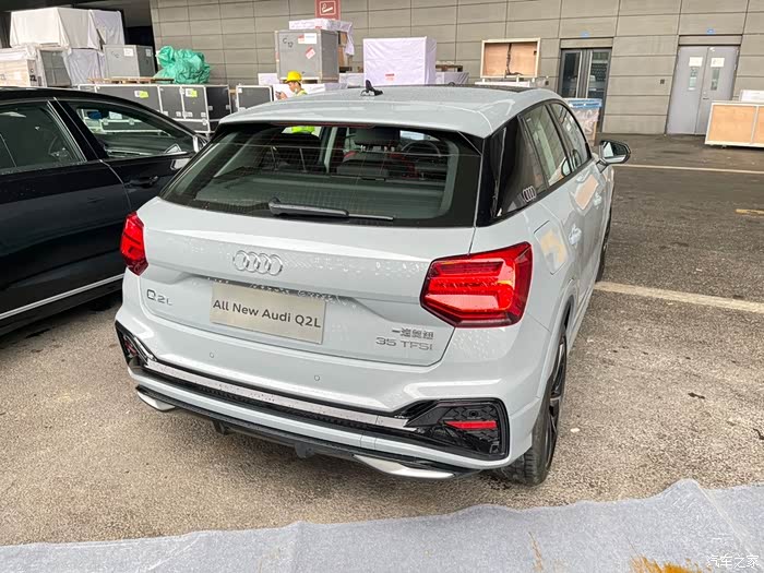 时尚潮酷 新款奥迪q2l成都车展正式上市