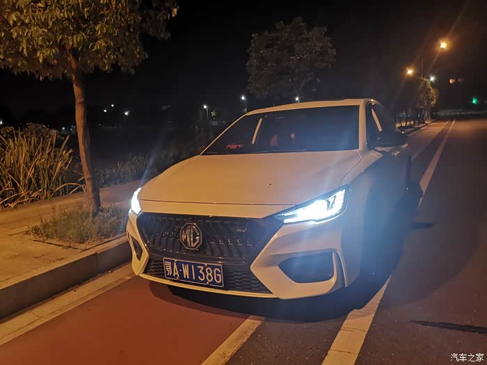【图】夜间静态拍摄mg6_名爵6/名爵6新能源论坛_汽车之家论坛
