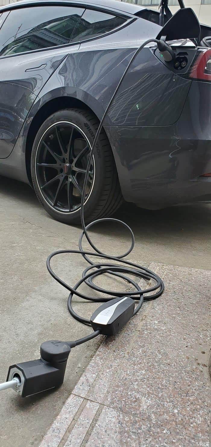 特斯拉国标随车充完美替代8000元充电桩的方法