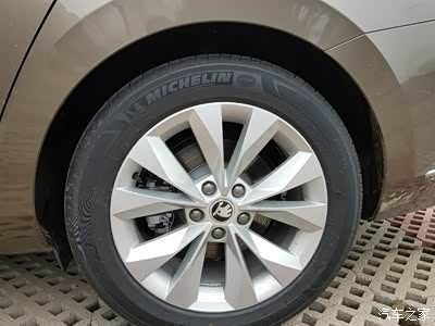 轮毂能手过对于速派这个17轮毂  打算动配3 st 米胖子  舒适 静音