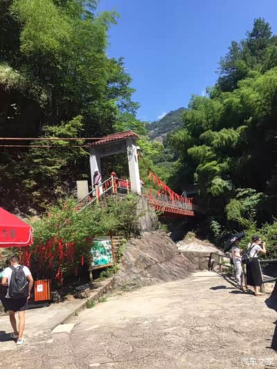 【清凉一下】黄山翡翠谷,夏日清凉地