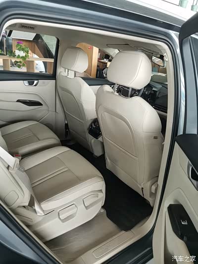 航空头等舱体验五菱凯捷车主表示很值