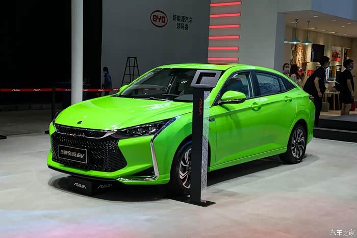 东风风神奕炫ev 绿色配色涂装更拉风