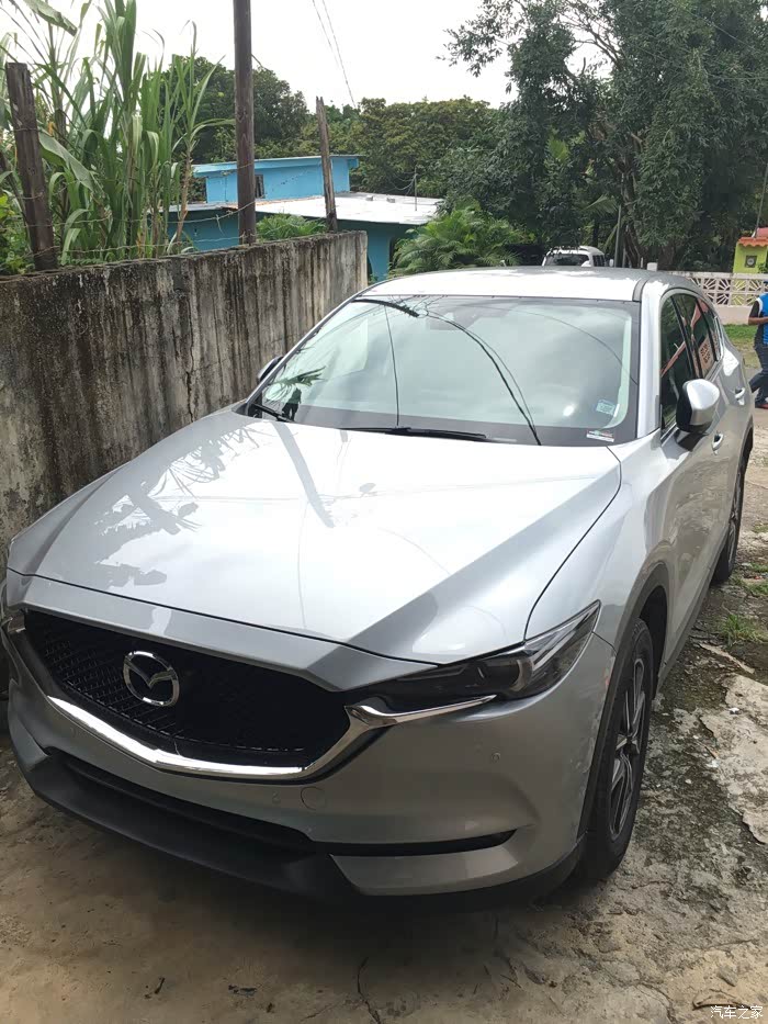 2017款cx5提车,银色2.0中配