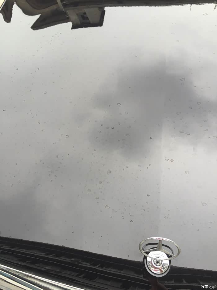 车漆上的水渍除不掉