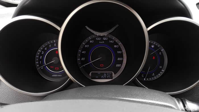 《无锡长安车友会》逸动xt用车一年